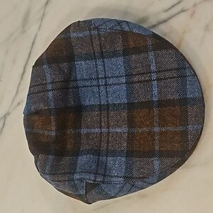 Men's wool Tartan flat cap XXL Islay woolen mill Scotland
